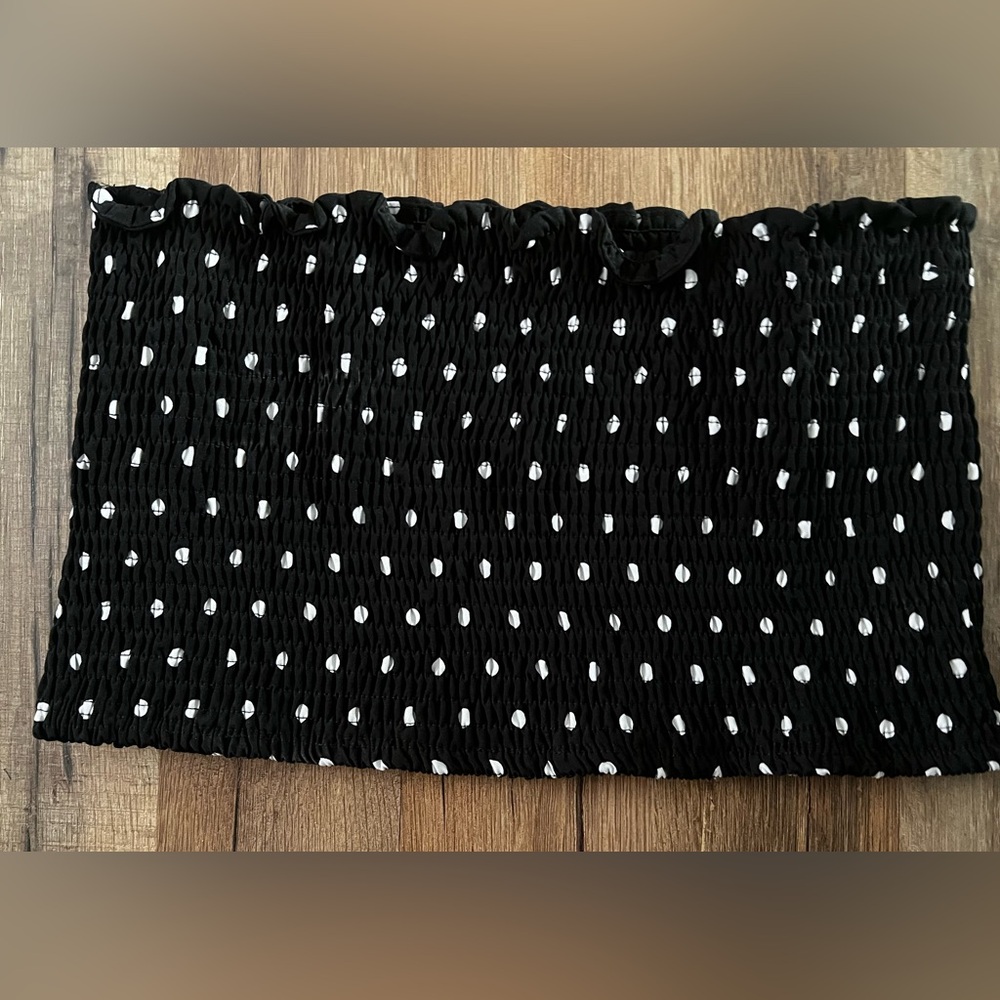 Black and White two piece skirt and tube top duo - Picture 4 of 5